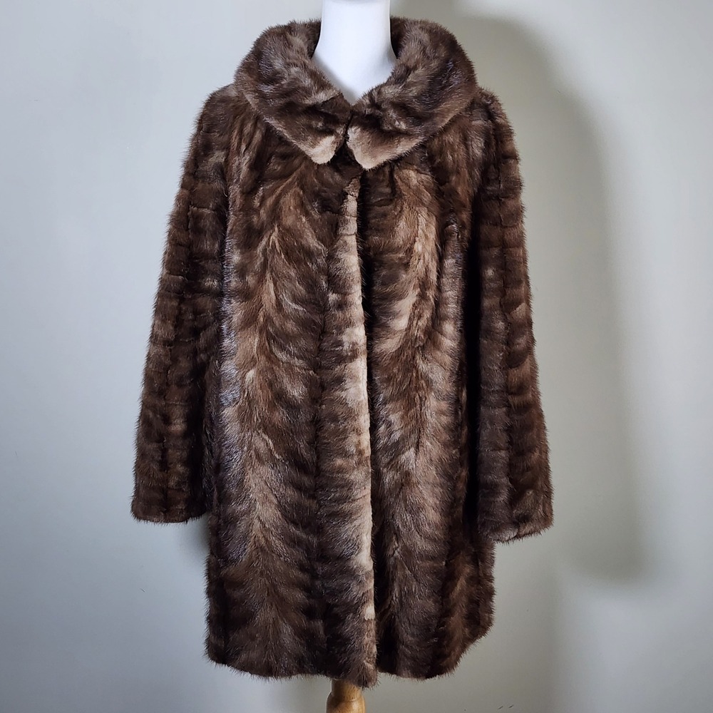 Allisters Furriers Mink Fur Coat Womens Large Petite MCM Mob Wife Luxury Vintage